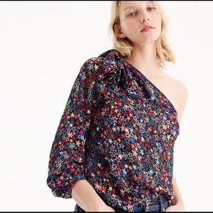 NWT J.Crew one shoulder top Size 8 star print top